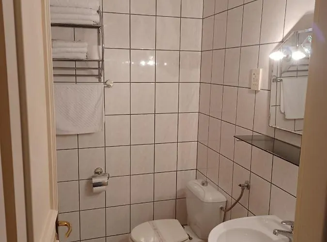 Ivan Dujmovic Dvori 4*