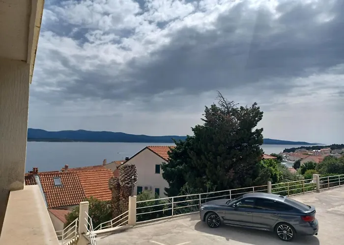 Ivan Dujmovic Dvori Hotel