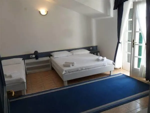 Hotel Ivan Dujmovic Dvori Milna (Brac)