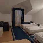 Ivan Dujmovic Dvori Hotell 4*