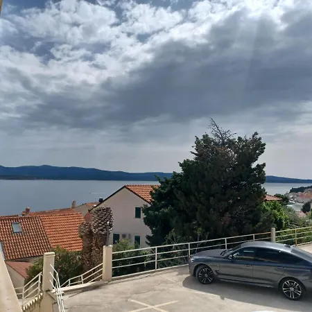 Ivan Dujmovic Dvori Hotel