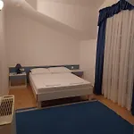 Ivan Dujmovic Dvori Hotel Milna (Brac)