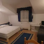 Ivan Dujmovic Dvori Hotel 4*