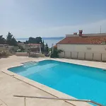 Ivan Dujmovic Dvori Hotel Milna (Brac)