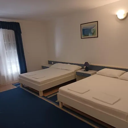Ivan Dujmovic Dvori Hotel 4*
